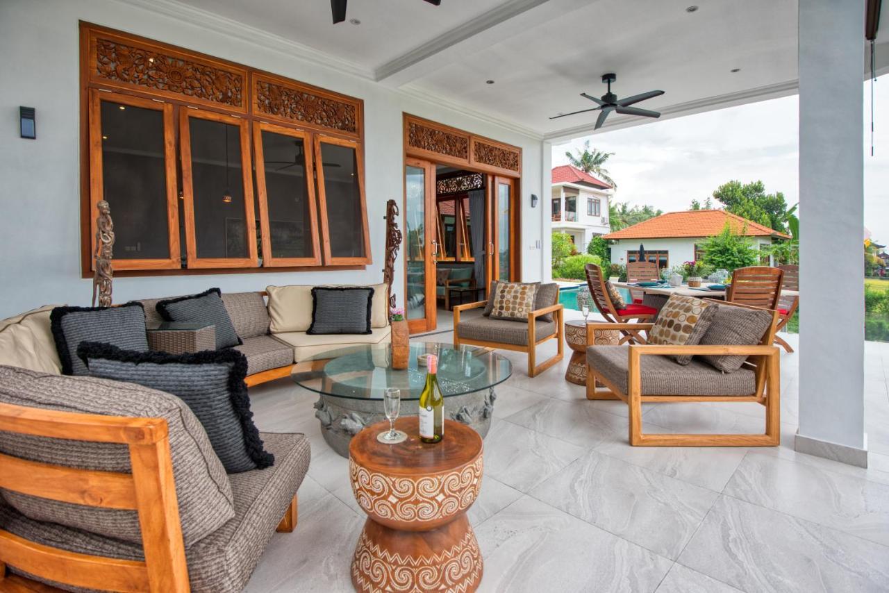 Wake In Paradise And Luxury Lebah Villas Ubud  Exterior photo