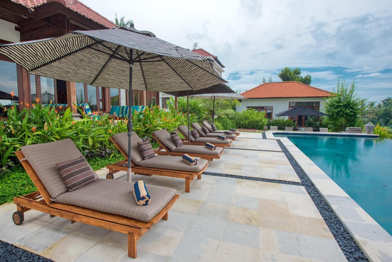 Wake In Paradise And Luxury Lebah Villas Ubud  Exterior photo